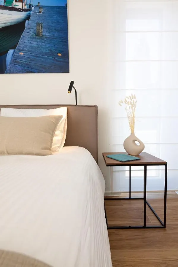 En Suite Bedrooms At Reckenthal House By Rentaroo Luxemburgo
